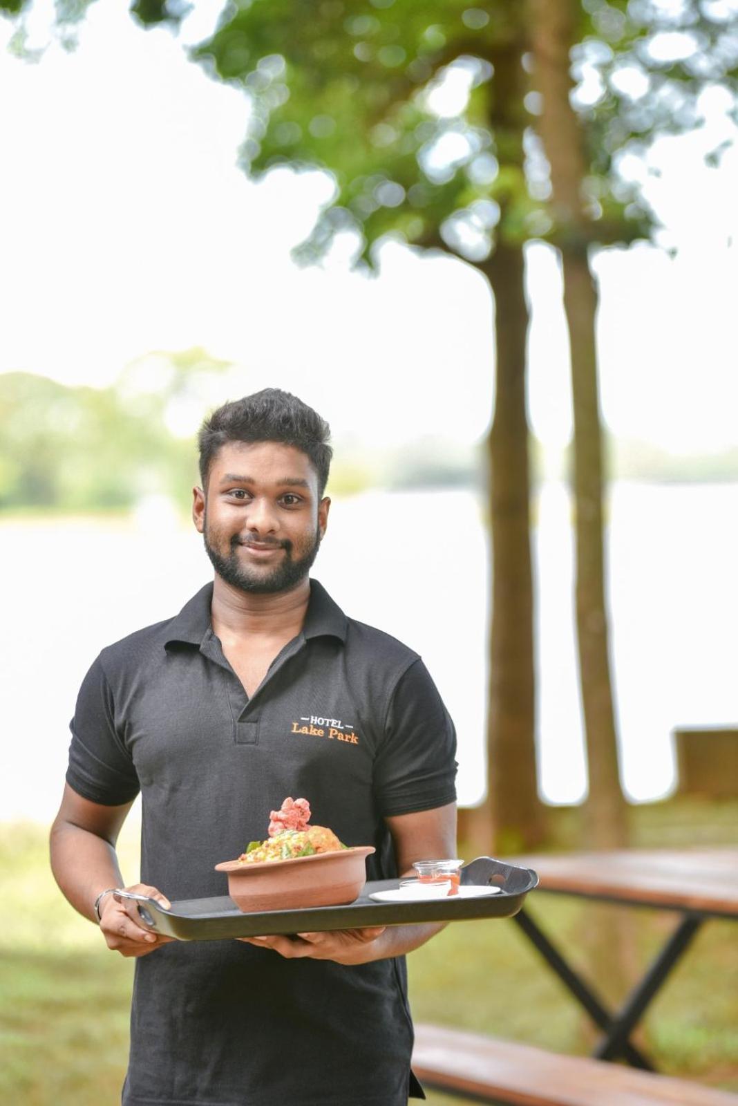 Hotel Lake Park Polonnaruwa Exteriér fotografie